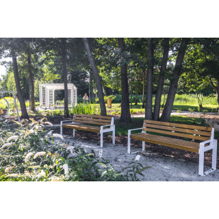 Ławka angielska z oparciem i podłokietnikiem